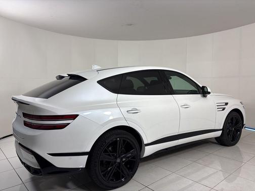 2026 Genesis GV80 Coupe 3.5T e-SC Prestige Black