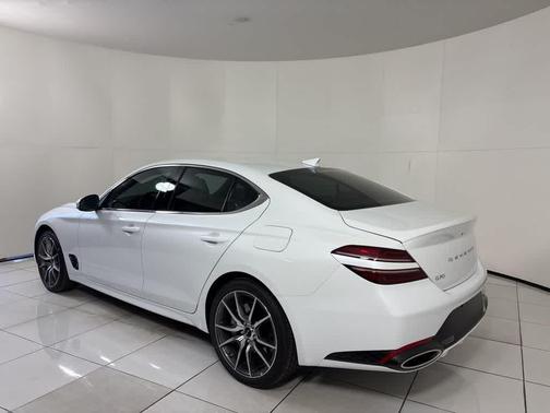 2026 Genesis G70 2.5T Standard