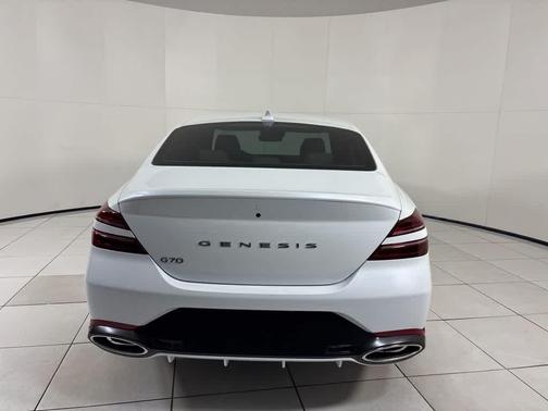 2026 Genesis G70 2.5T Standard