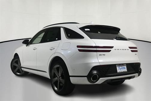 2025 Genesis GV70 2.5T