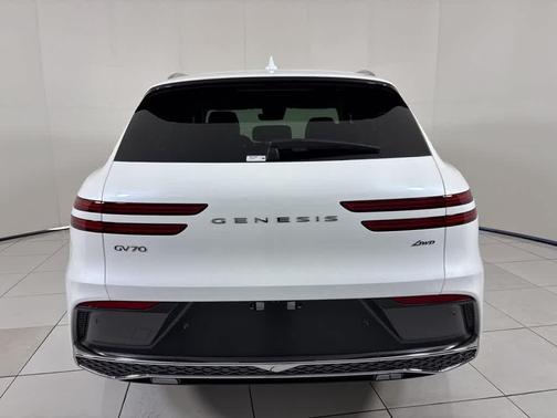 2026 Genesis GV70 2.5T