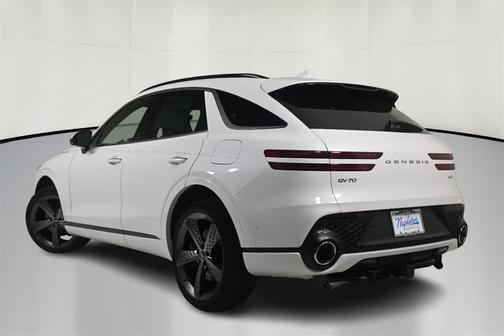 2025 Genesis GV70 2.5T