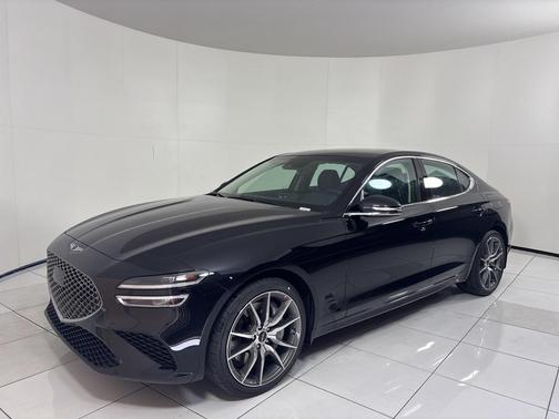 2026 Genesis G70 2.5T Standard