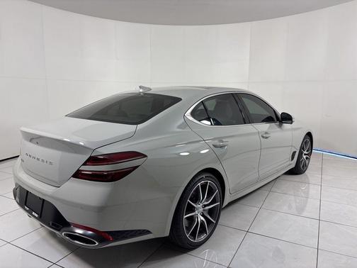 Gray 2026 Genesis G70 2.5T Prestige