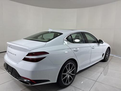 2026 Genesis G70 PRESTIGE