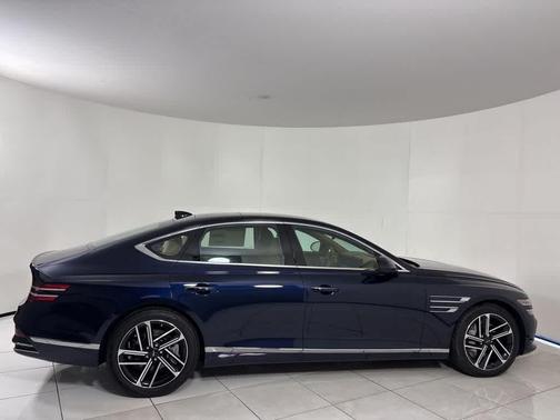 2026 Genesis G80 2.5T Advanced