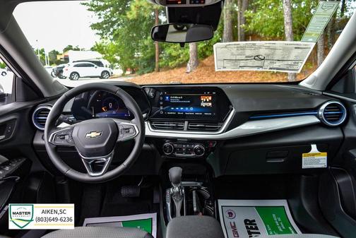 Summit White 2026 Chevrolet Trax LT