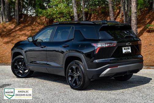 Mosaic Black Metallic 2026 Chevrolet Equinox LT