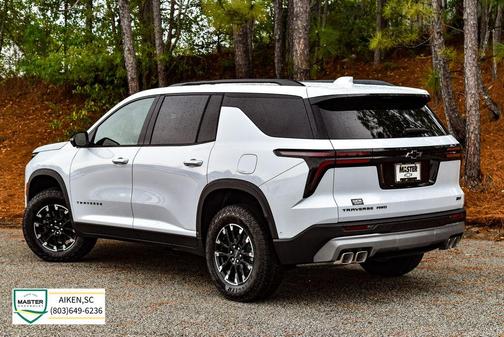 Polar White 2026 Chevrolet Traverse Z71