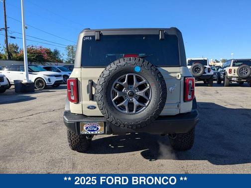 2025 Ford Bronco Badlands