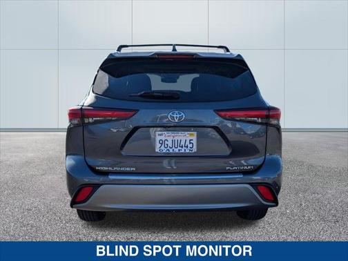 2023 Toyota Highlander Platinum