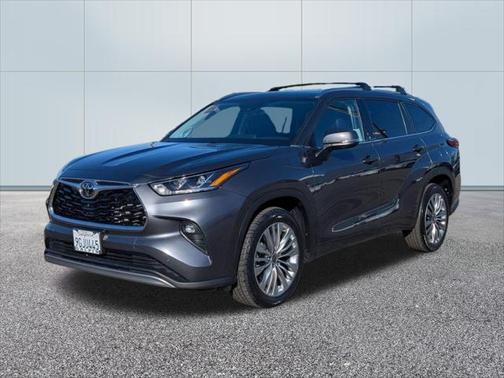 2023 Toyota Highlander Platinum