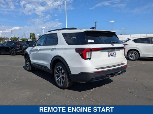 2025 Ford Explorer ST Line