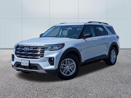 SPACE SILVER 2026 Ford Explorer Active