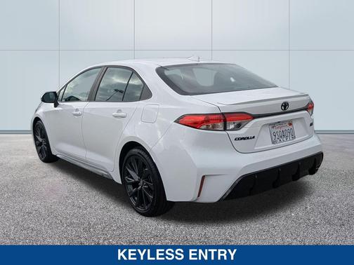 2025 Toyota Corolla SE