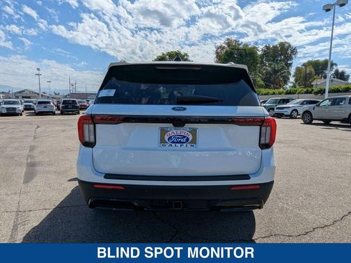 2025 Ford Explorer ST Line