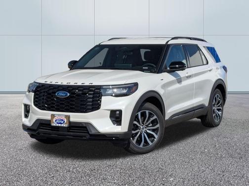 2025 Ford Explorer ST Line