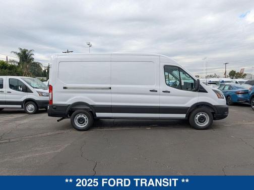 2025 Ford Transit-250 Base