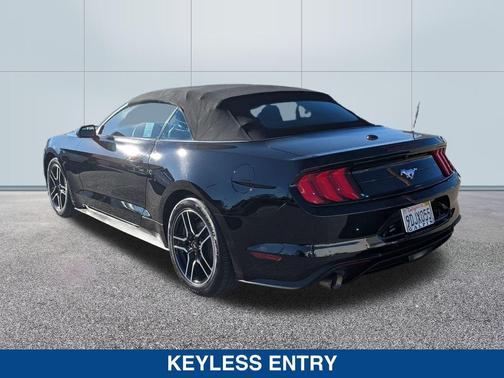 2022 Ford Mustang EcoBoost