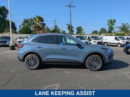 2025 Ford Escape PHEV Base