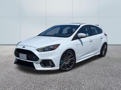 FROZEN WHITE 2017 Ford Focus RS Base