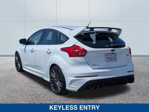 2017 Ford Focus RS Base