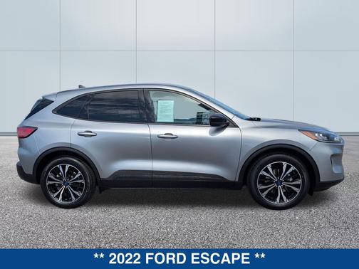2022 Ford Escape SE