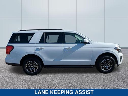 2023 Ford Expedition XLT