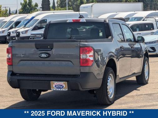 2025 Ford Maverick XL
