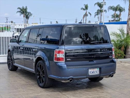 Photo 3 of 20 of 2019 Ford Flex SEL