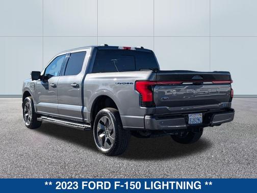 2023 Ford F-150 Lightning LARIAT