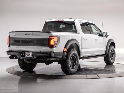 2025 Ford F-150 Raptor R
