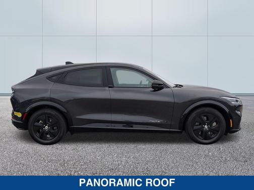 2022 Ford Mustang Mach-E California Route 1