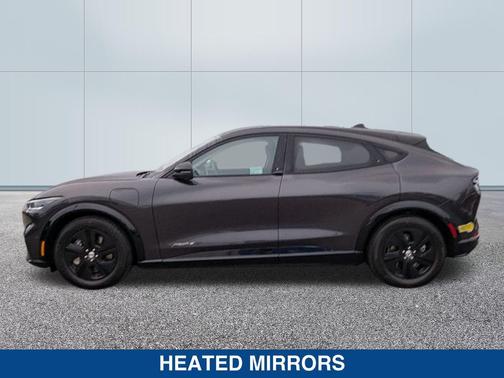 2022 Ford Mustang Mach-E California Route 1