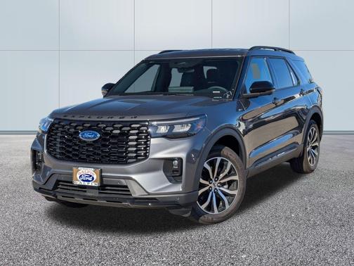 2025 Ford Explorer ST Line