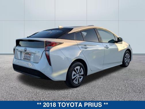 2018 Toyota Prius One