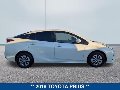 2018 Toyota Prius One