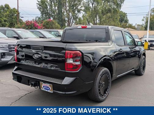 2025 Ford Maverick Lobo