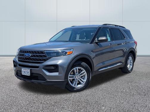 CARBONIZED GRAY METALLIC 2023 Ford Explorer XLT