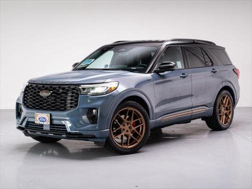 2025 Ford Explorer ST Line