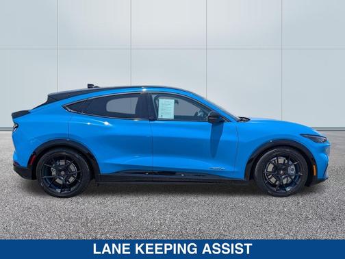 GRABBER BLUE METALLIC 2024 Ford Mustang Mach-E Premium