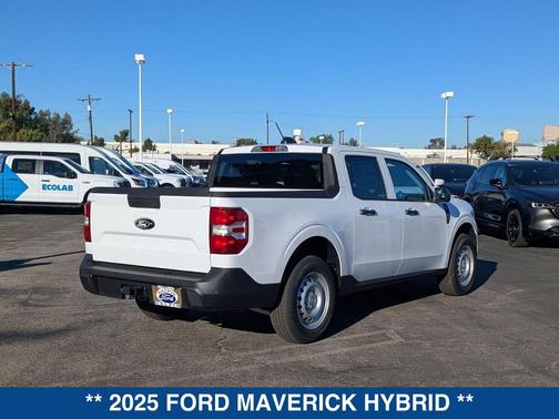 2025 Ford Maverick XL
