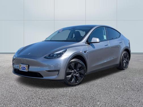 Quicksilver 2025 Tesla Model Y Long Range Dual Motor Rear-Wheel Drive