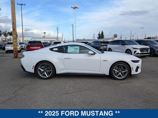 2025 Ford Mustang GT