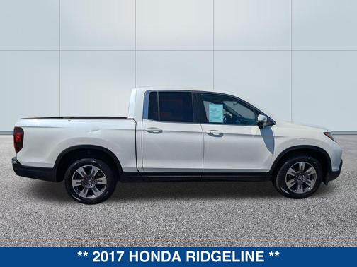 White Diamond Pearl 2017 Honda Ridgeline RTL