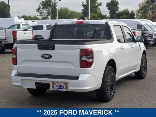 2025 Ford Maverick Lobo