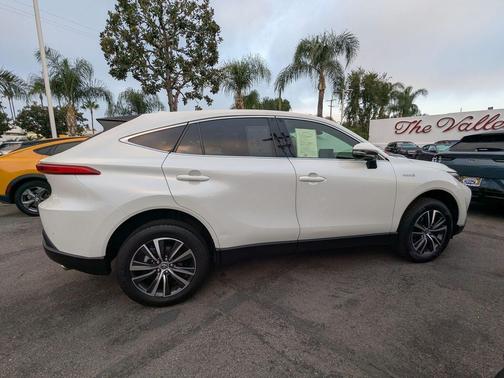 2021 Toyota Venza LE
