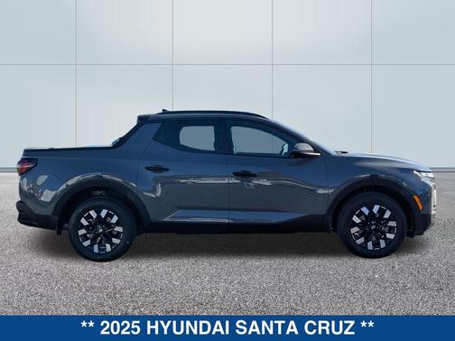 2025 Hyundai SANTA CRUZ SEL Activity