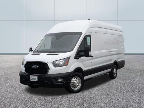2022 Ford Transit-250 Base