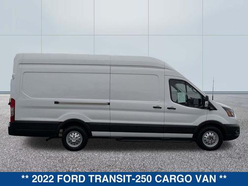 2022 Ford Transit-250 Base